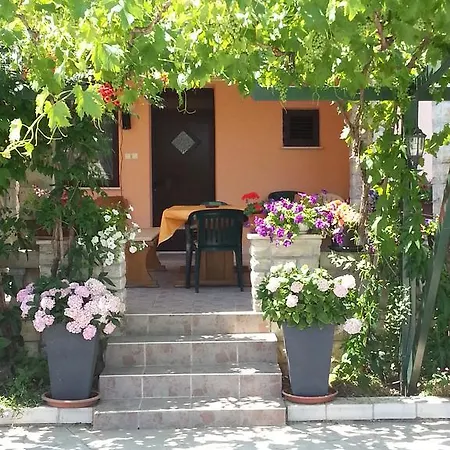Santa Barbara * Biograd Na Moru