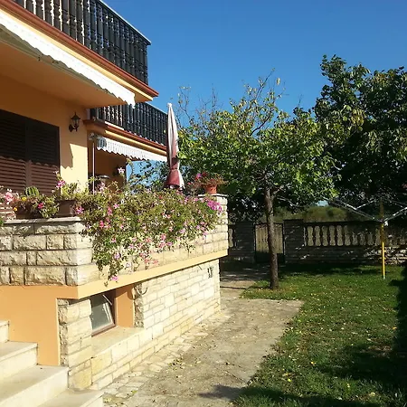 Santa Barbara Biograd Na Moru
