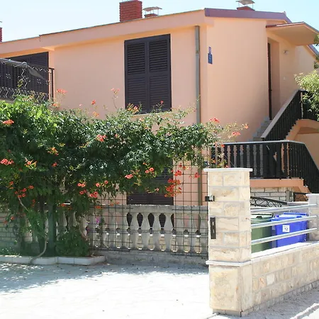 Santa Barbara Biograd Na Moru